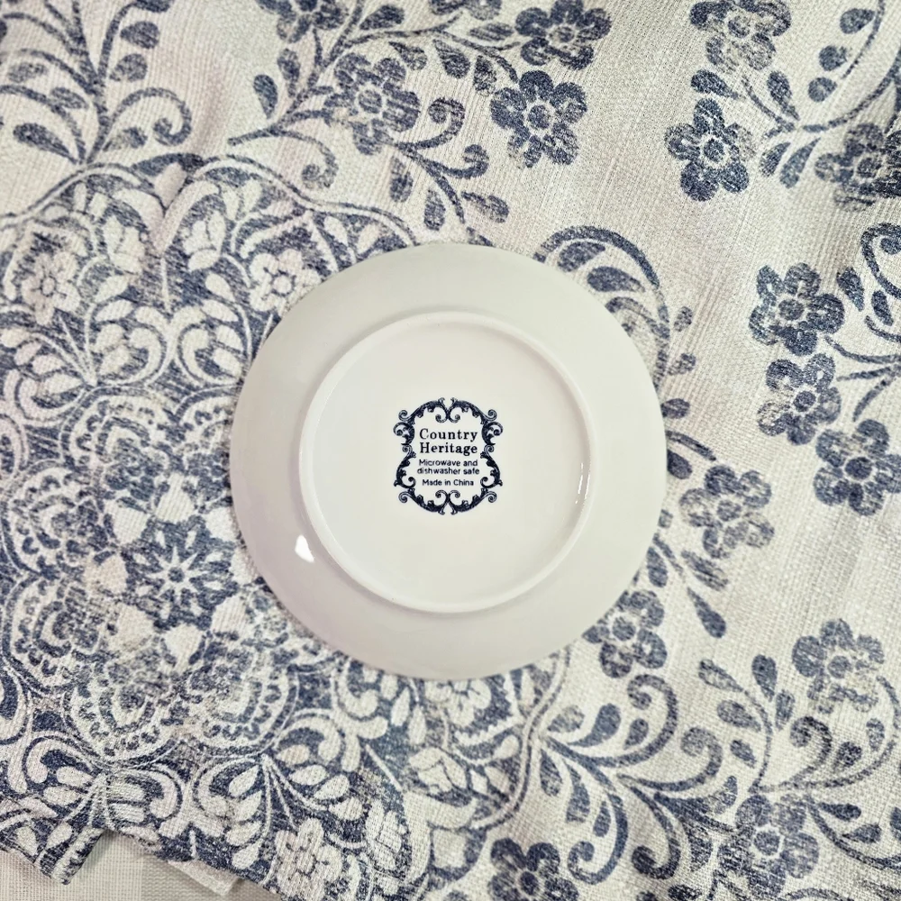 Country Heritage Blue & White Porcelain 6" Dessert Plates Set of 4 Cottage Farm - Picture 8 of 8